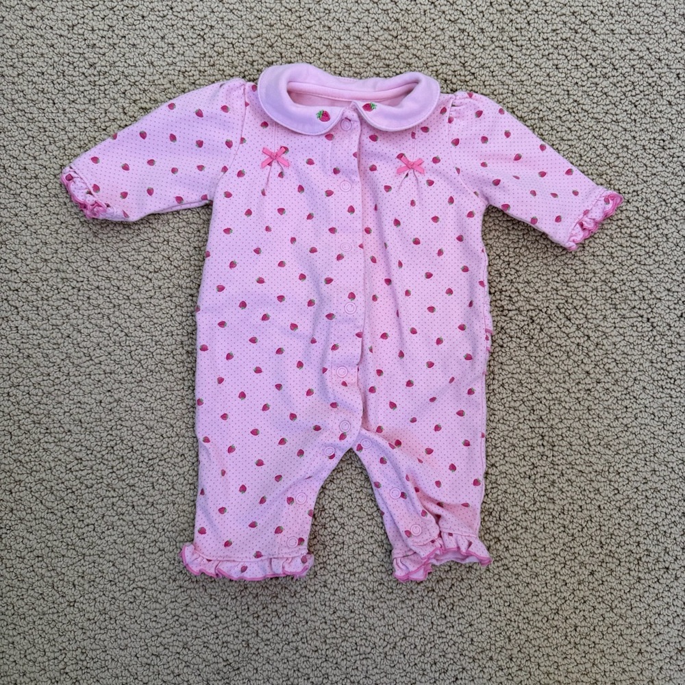 Vintage Carter's Pink Strawberry Footie 3 Month